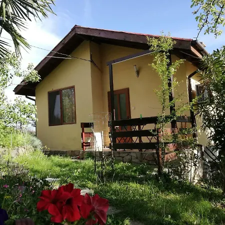 Pensión Casa Verde Sinemoretz